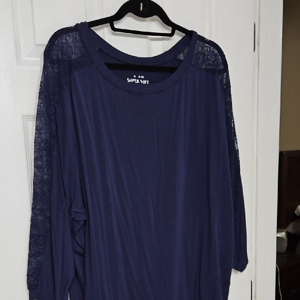 Super Soft Navy Blue Lace Sleeve Top